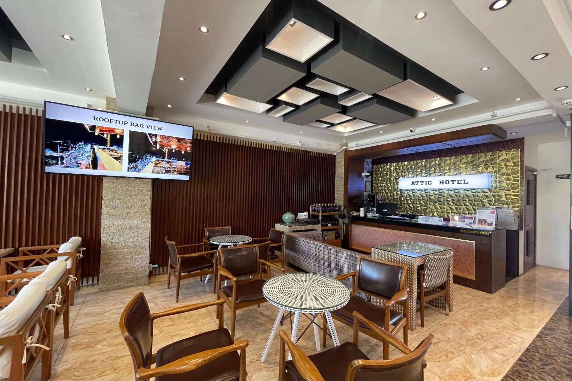 Attic Capsule Hotel Marigondon  Ngoại thất bức ảnh