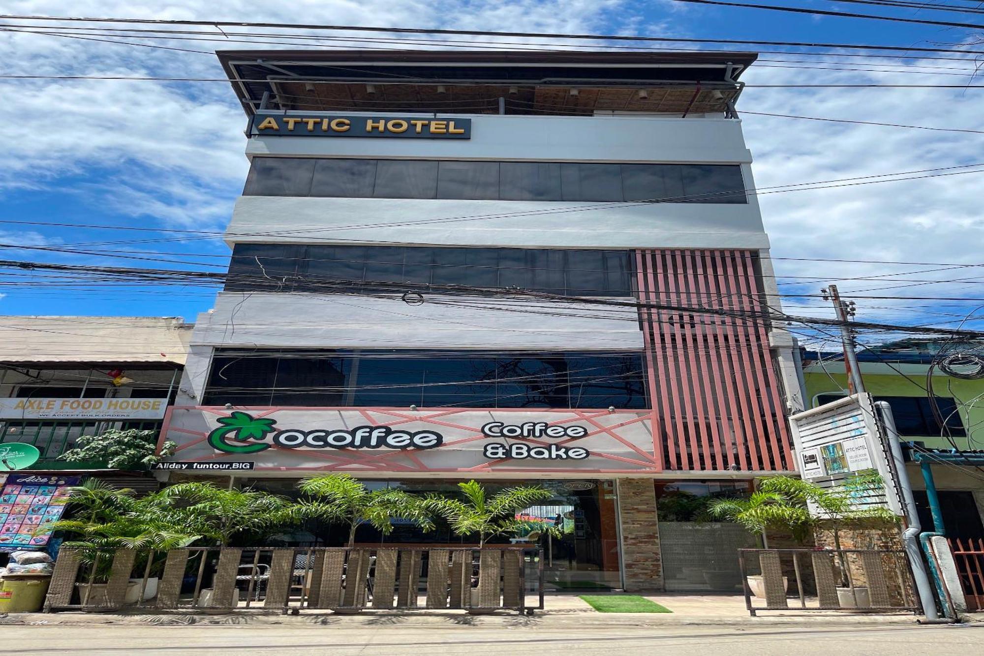 Attic Capsule Hotel Marigondon  Ngoại thất bức ảnh